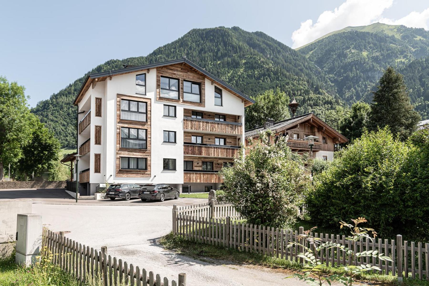 Apartment Nh96 Inklusive Kostenfreiem Eintritt In Die Alpentherme バート・ホーフガシュタイン エクステリア 写真
